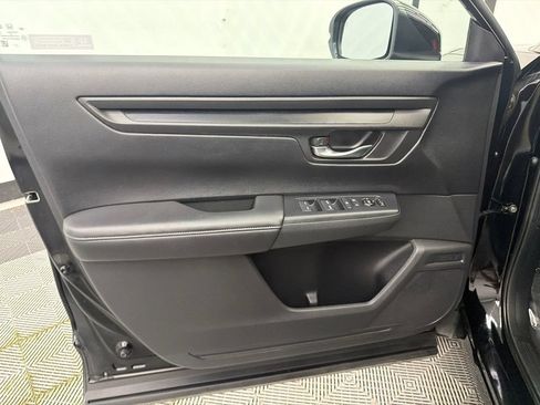 Used 2024 Honda CR-V EX image 11