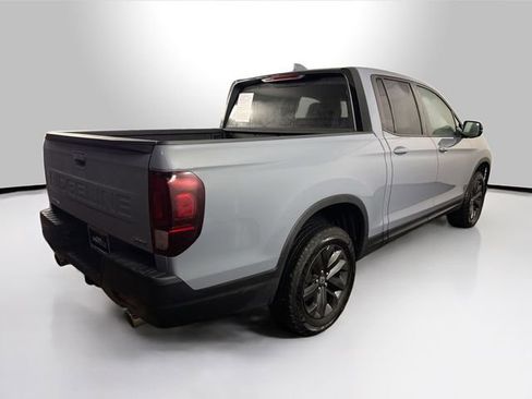 Certified 2024 Honda Ridgeline Sport image 11