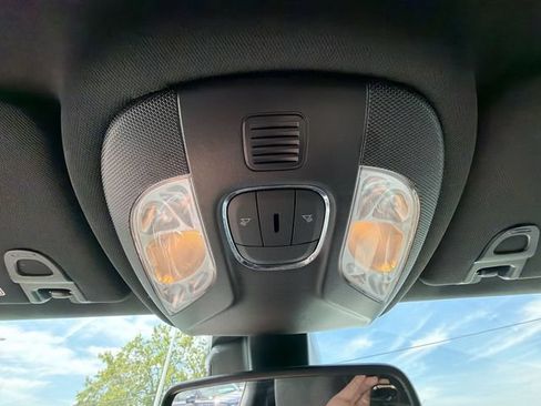 Used 2024 Jeep Compass Latitude AWD/4WD image 25