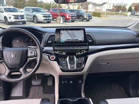Used 2025 Honda Odyssey Elite image 24