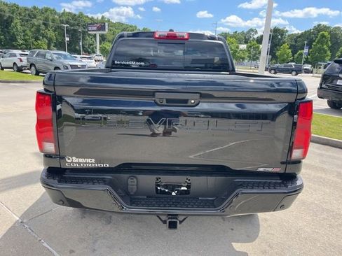 New 2026 Chevrolet Colorado ZR2 w/ Technology Package AWD/4WD image 6