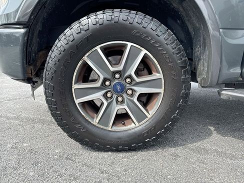 Used 2016 Ford F150 XLT w/ Equipment Group 302A Luxury image 25