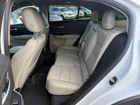 Used 2020 Cadillac XT4 Premium Luxury w/ Cold Weather Package AWD/4WD image 28