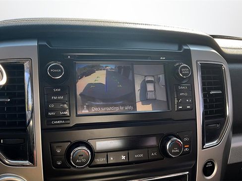 Used 2017 Nissan Titan PRO-4X image 14