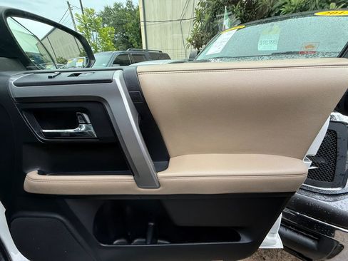 Used 2016 Toyota 4Runner Limited RWD image 24