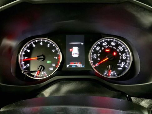 Used 2021 Toyota RAV4 XLE AWD/4WD image 26
