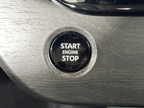 Certified 2025 Nissan Murano SL image 29