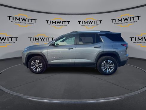 Used 2025 Chevrolet Equinox LT w/ Convenience Package II image 6