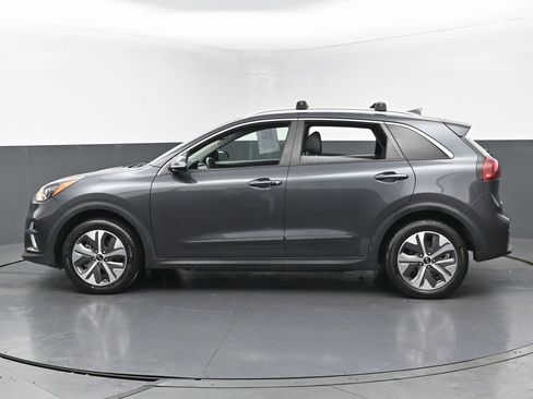 Used 2020 Kia Niro EX image 8