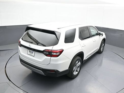 Used 2023 Honda Pilot EX-L image 40