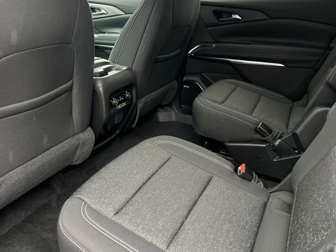 New 2025 Chevrolet Traverse LT w/ Enhanced Driving Package image 13