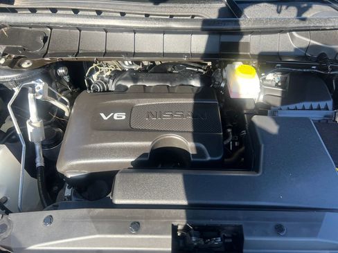 Used 2022 Nissan Pathfinder SV image 21