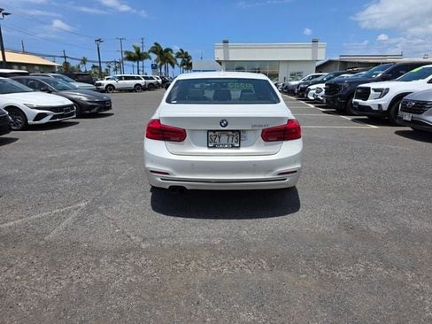 Used 2017 BMW 330i Sedan RWD image 6