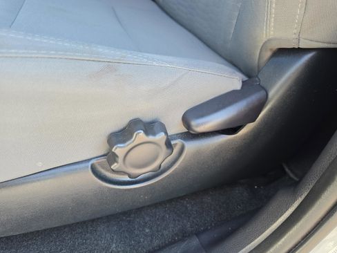 Used 2019 Toyota Tacoma SR w/ SR Convenience Package RWD image 36