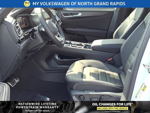 New 2026 Volkswagen Atlas Cross Sport SEL R-Line AWD/4WD image 6