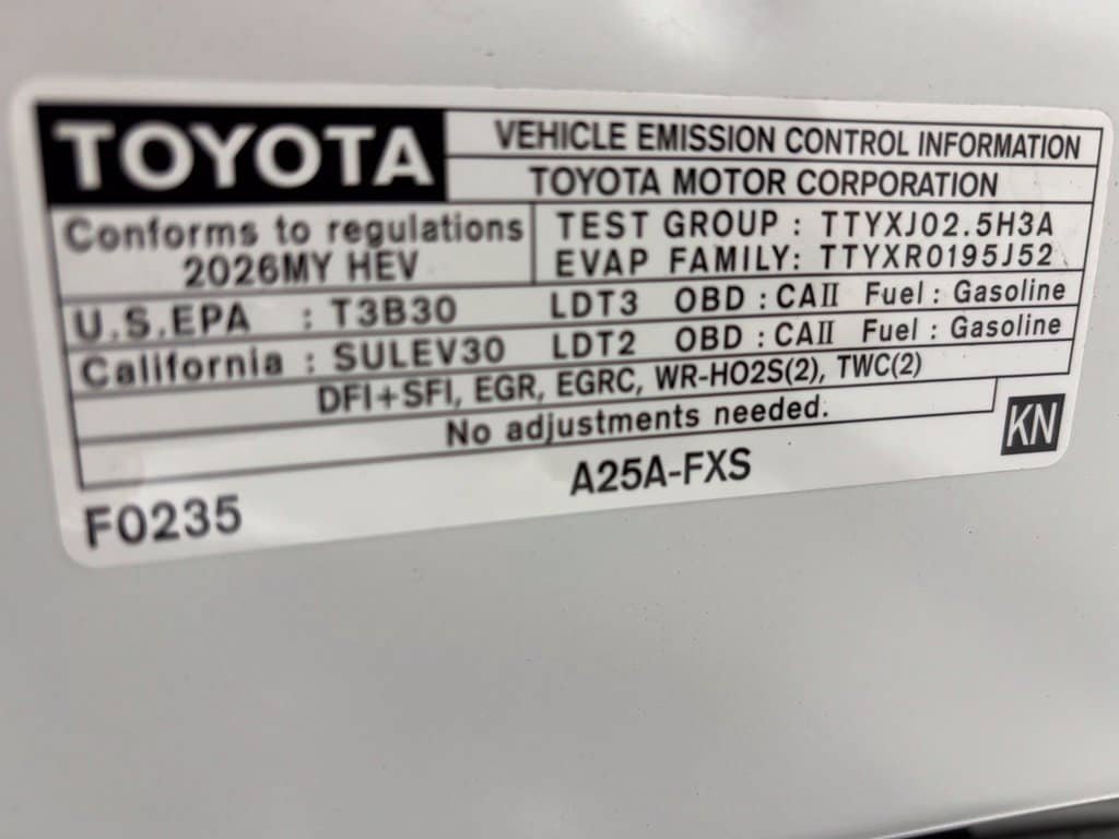 Used 2026 Toyota Sienna XLE FWD image 74