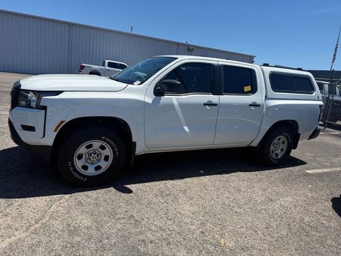 Used 2022 Nissan Frontier S w/ Technology Package AWD/4WD image 4