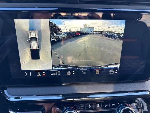 New 2026 GMC Sierra 2500 AT4 w/ AT4 Premium Plus Package image 21