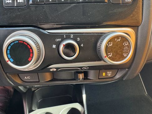 Used 2017 Honda Fit LX image 27