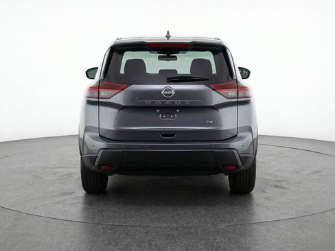 Used 2025 Nissan Rogue SV image 7