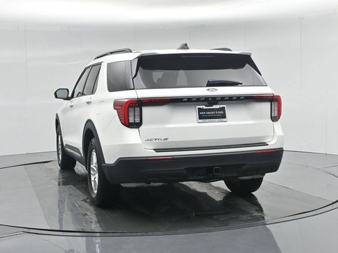 New 2026 Ford Explorer Active RWD image 56