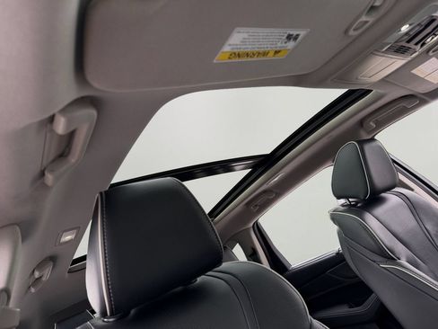 Used 2023 Acura MDX SH-AWD w/ Advance Package image 6