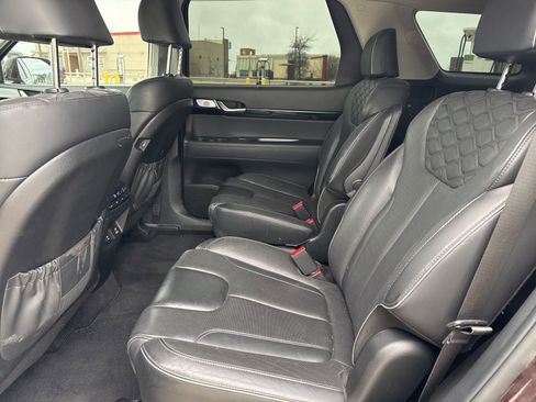 Used 2021 Hyundai Palisade Limited image 9