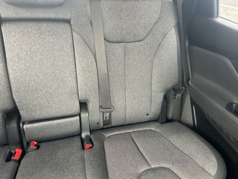 Used 2023 Hyundai Santa Fe SEL image 40