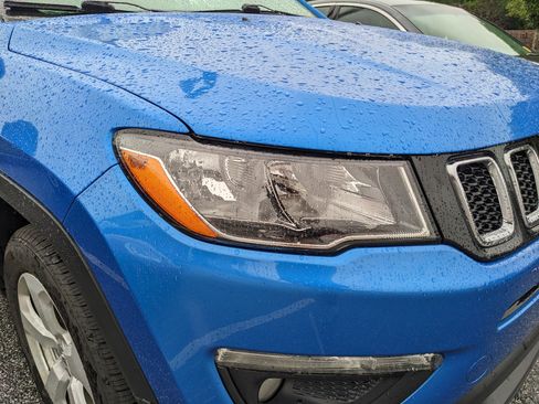 Used 2018 Jeep Compass Latitude w/ Popular Equipment Group image 16