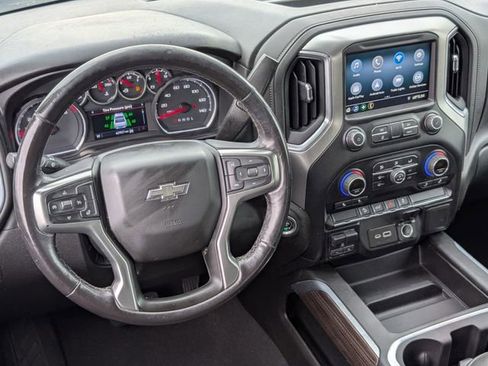 Used 2021 Chevrolet Silverado 1500 LT Trail Boss w/ Bed Protection Package AWD/4WD image 13