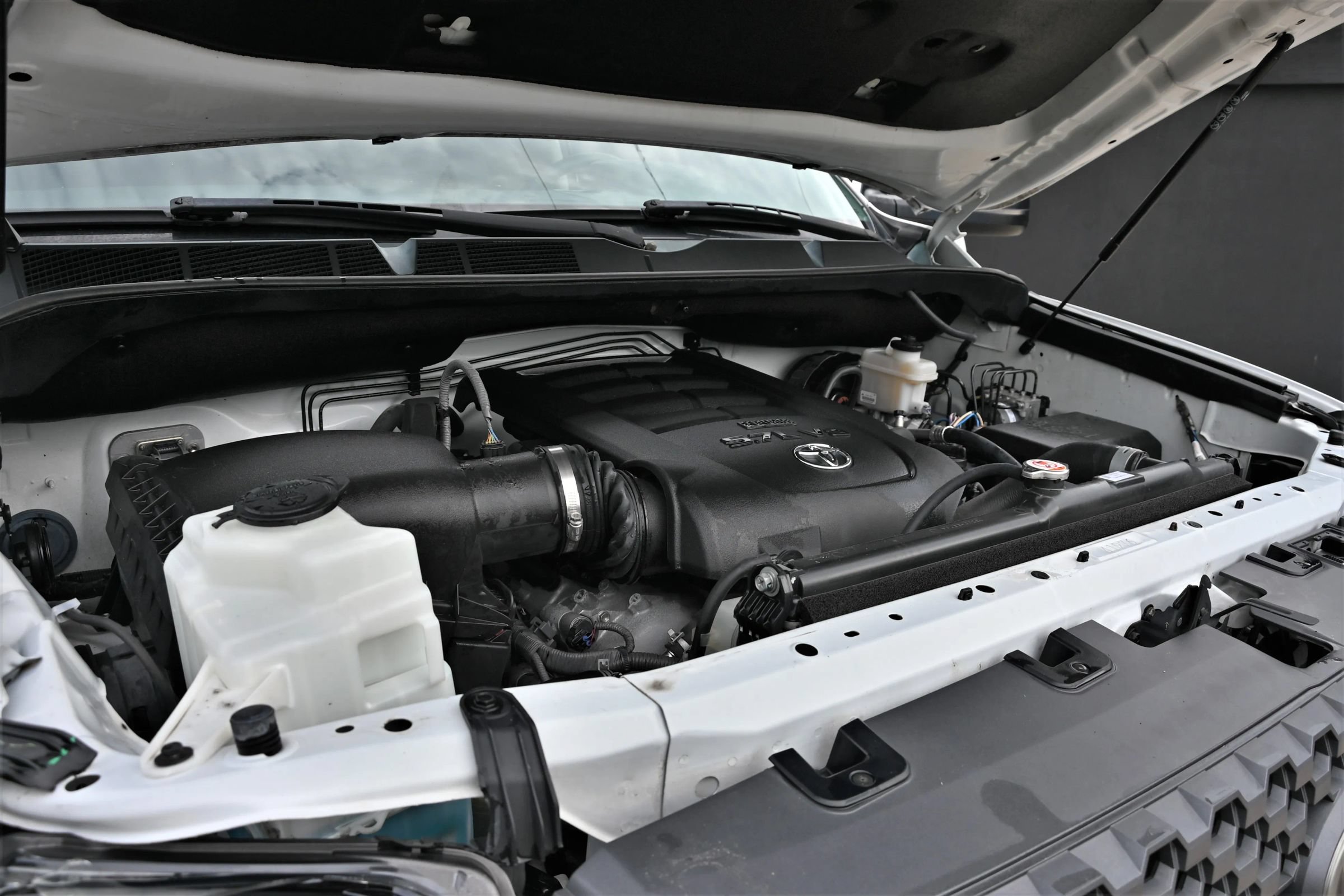 Used 2020 Toyota Tundra SR5 w/ TRD Off-Road Plus Package RWD image 18