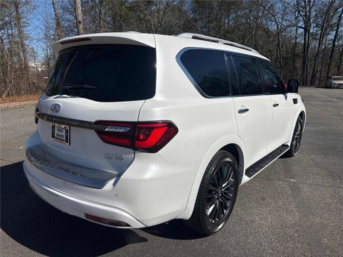 Used 2024 INFINITI QX80 Sensory image 5
