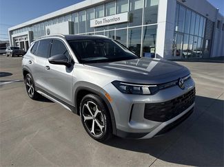 New 2026 Volkswagen Tiguan SE video 1