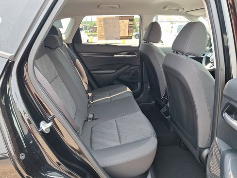 Used 2024 Kia Seltos LX AWD/4WD image 15