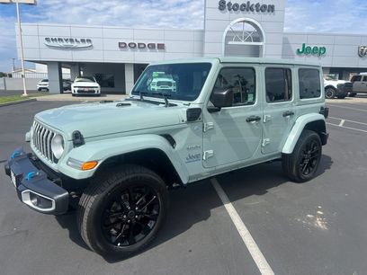 Used 2024 Jeep Wrangler Unlimited Sahara w/ Technology Group