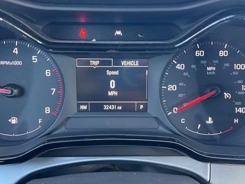 Used 2024 Chevrolet Trax LS w/ LS Convenience Package FWD image 22