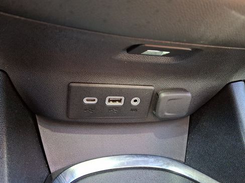 Used 2023 Chevrolet Malibu LT FWD image 24