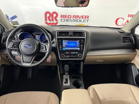 Used 2018 Subaru Outback 2.5i Premium AWD/4WD image 13