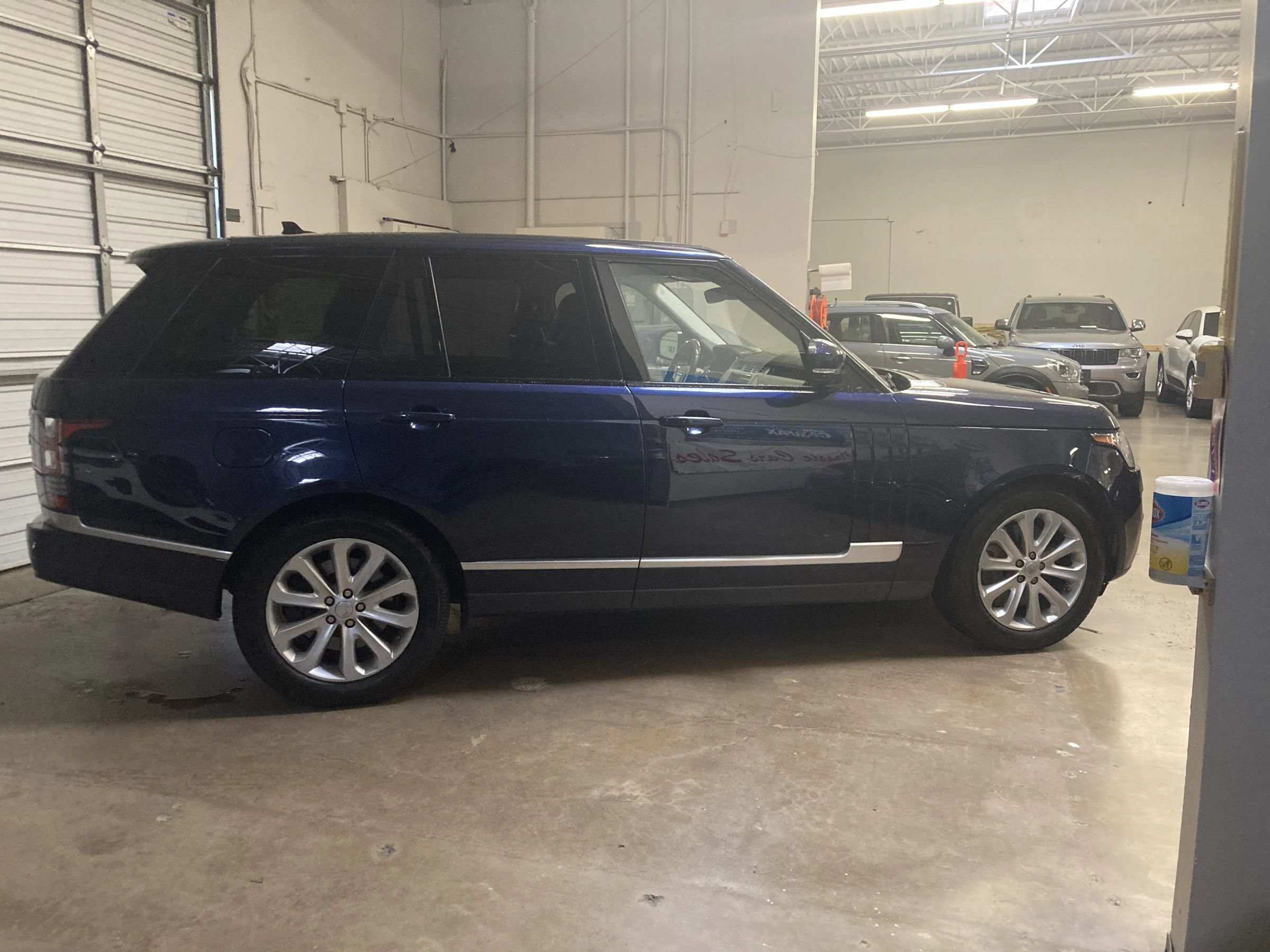 Used 2016 Land Rover Range Rover HSE AWD/4WD image 7