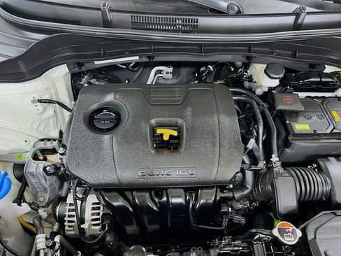 Certified 2025 Kia Soul LX image 28