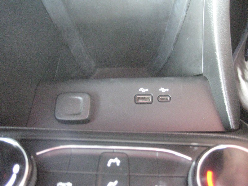 Used 2024 Buick Encore GX Preferred FWD image 16