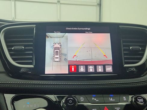 New 2026 Chrysler Pacifica Select image 24