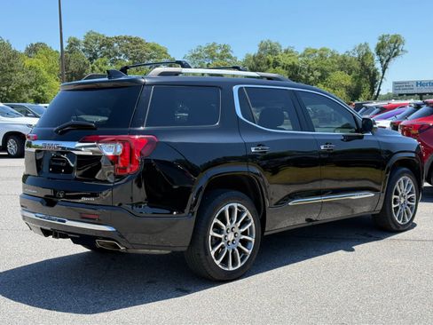 Used 2023 GMC Acadia Denali w/ Denali Ultimate Package AWD/4WD image 5
