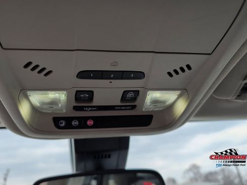 Used 2022 GMC Terrain Denali w/ LPO, Floor Liner Package image 24