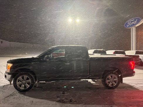 Used 2018 Ford F150 XLT w/ Equipment Group 302A Luxury image 5