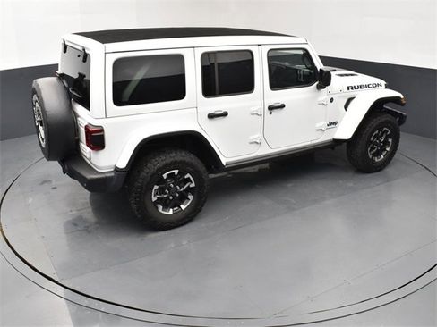 Used 2024 Jeep Wrangler Unlimited Rubicon 4xe image 19