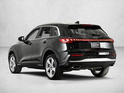 Certified 2025 Audi Q5 Premium Plus w/ Premium Plus image 8