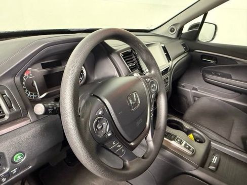 Used 2023 Honda Ridgeline Sport image 15
