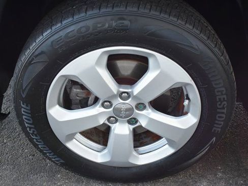 Used 2020 Jeep Compass Latitude AWD/4WD image 40