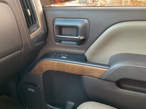 Used 2015 Chevrolet Silverado 1500 LTZ w/ Texas Edition, 1LZ Trim image 16